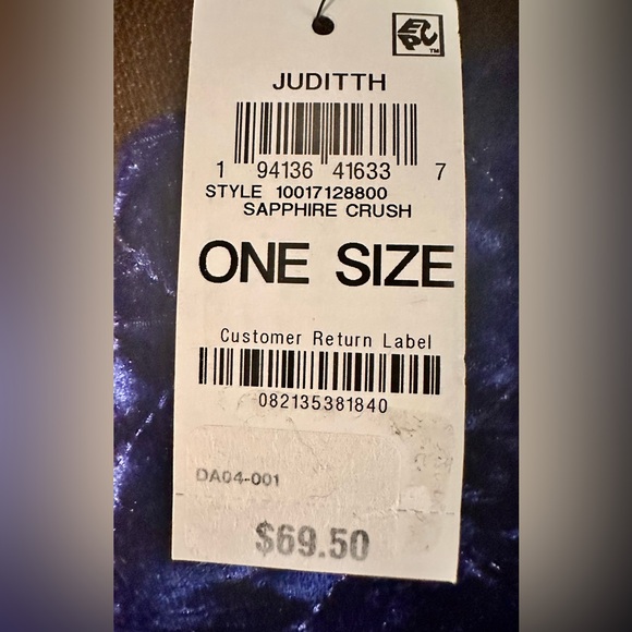 NWT I.n.c.International Concepts Juditth Handle Medium Velvet Clutch, Sapphire - Picture 3 of 6